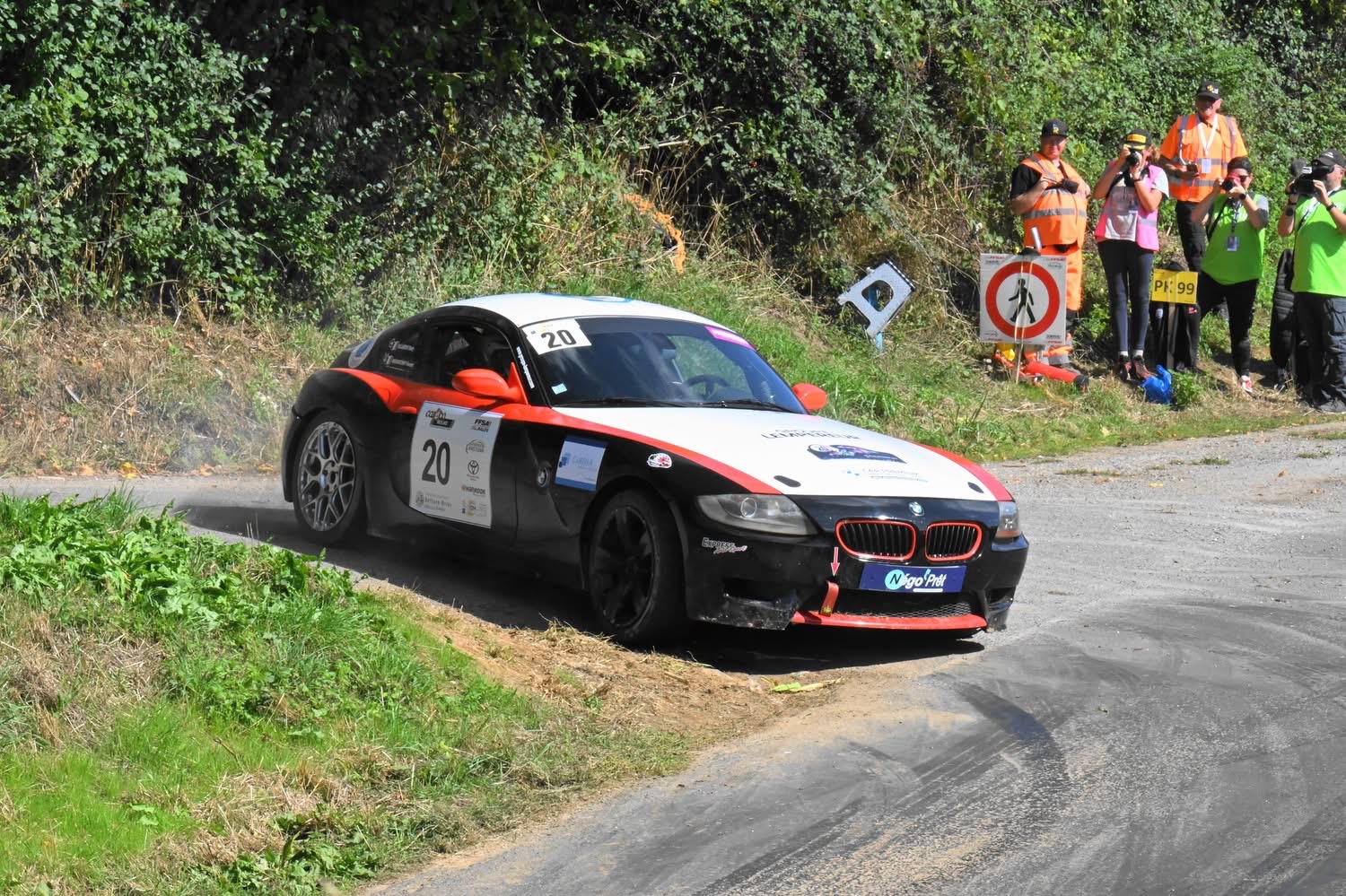 BMW Z4 n°20 — Rallye du bethunois 2026 — équipage DUJARDIN Rudy / ROSKOSCHNY Vincent — photo de rallye