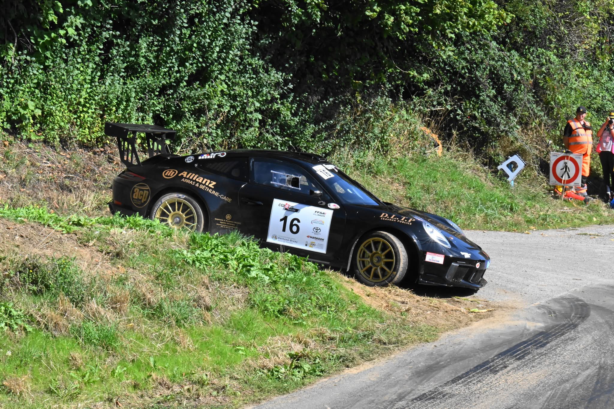 Porsche 911 GT3 n°16 — Rallye du bethunois 2026 — équipage FOURNEZ Laurent / BRUNET Benjamin — photo de rallye