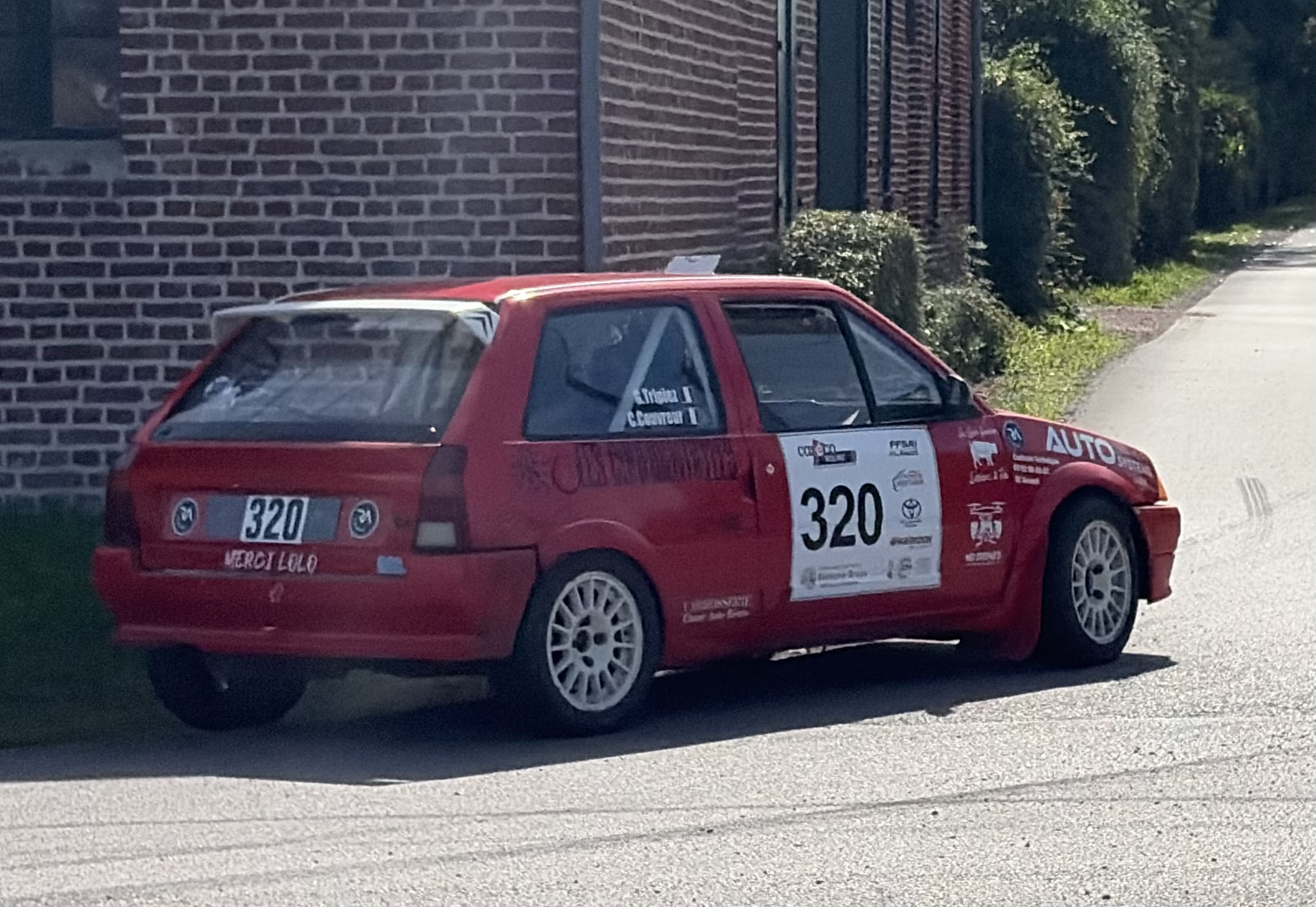Citroën AX n°320 — Rallye du bethunois 2026 — équipage COUVREUR Christophe / TRIPIEZ Gregory — photo de rallye